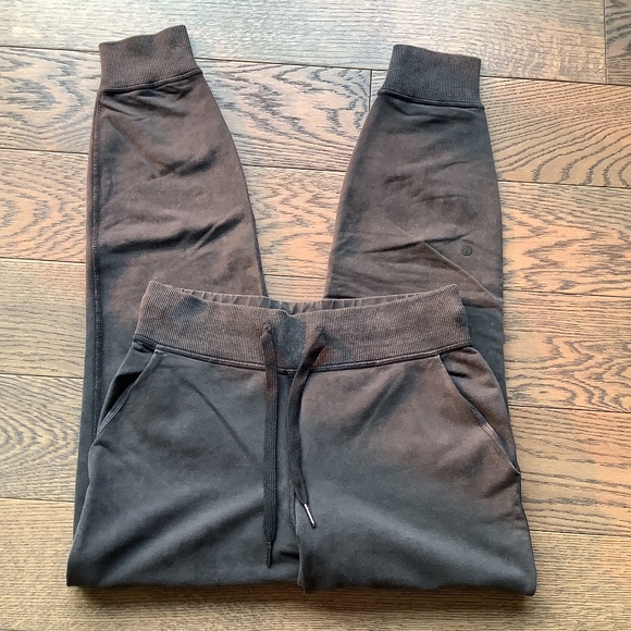 Lululemon Loop Back Jogger - Picture 4 of 7